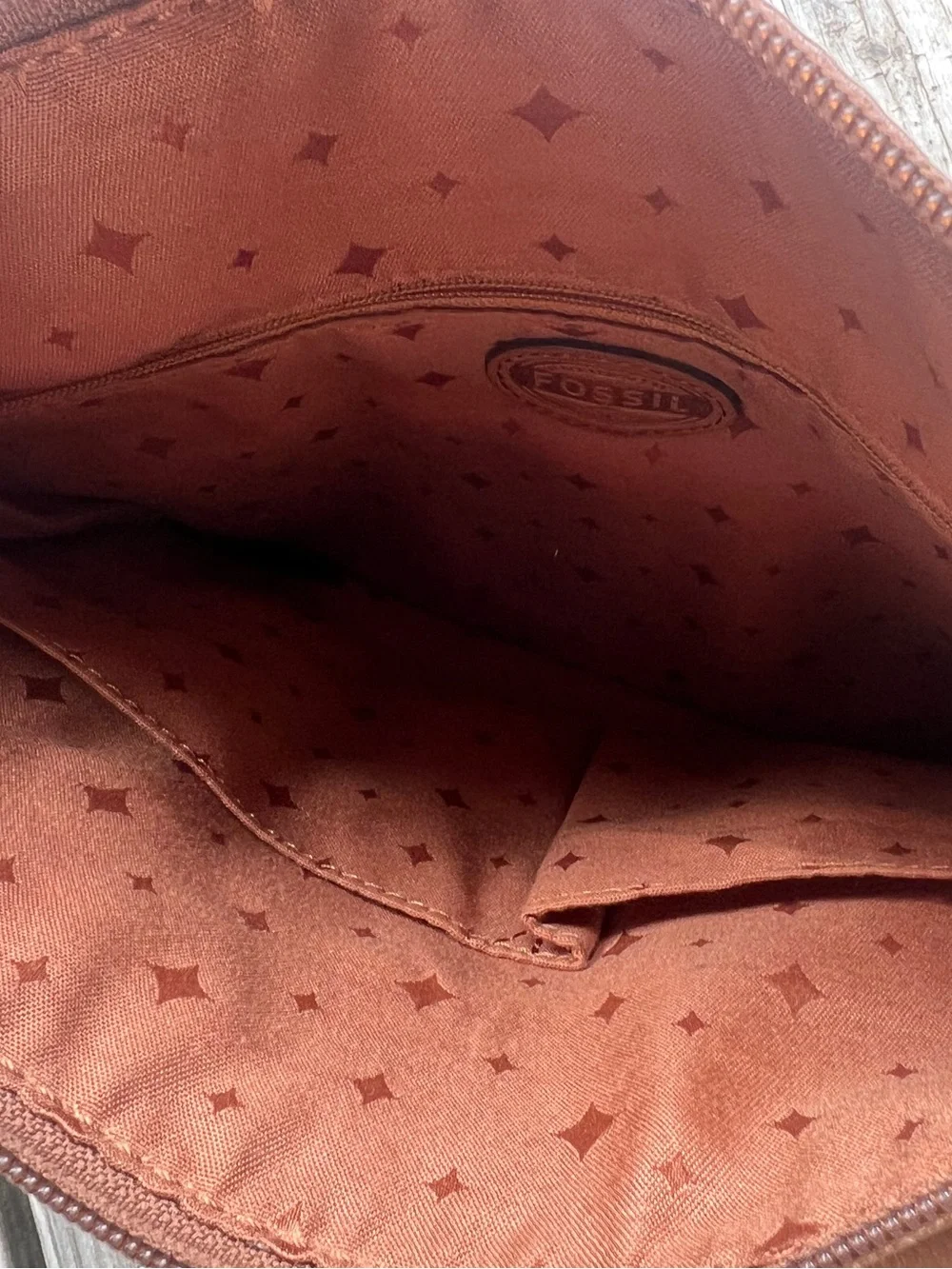 Fossil Men's Cognac Leather Messenger Bag